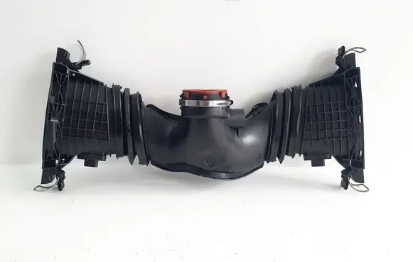 Mercedes-Benz E W212 Turbo air intake inlet pipe/hose A6420900142 A620900048 0281002955