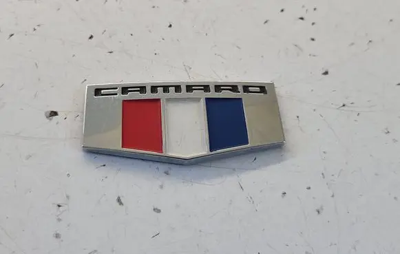 Chevrolet Camaro Fender model badge letters 23184152