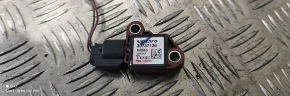 Volvo V50 Airbag deployment crash/impact sensor 30737138