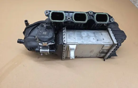 Skoda Kamiq Intake manifold 05C145785C 05C129709A 05C133062