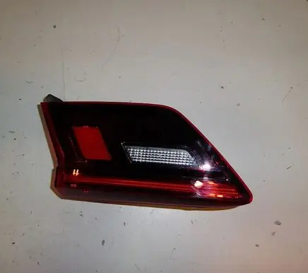 Volkswagen Tiguan Tailgate rear/tail lights 5NA945094D