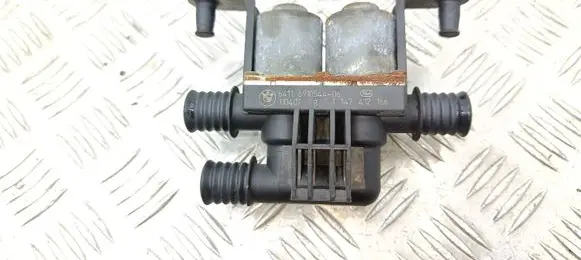 BMW X5 E70 Coolant heater control valve 6910544