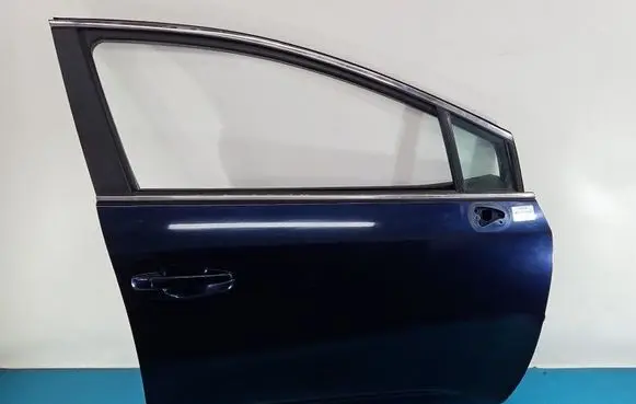 Toyota Avensis T270 Front door IMPRK1579487