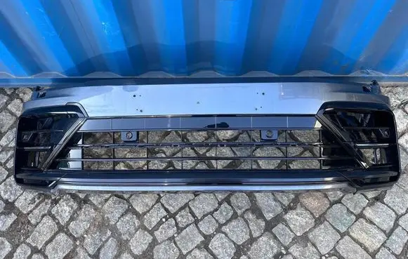 Volkswagen Tiguan Front bumper 5NA807221B