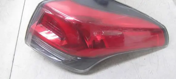 Toyota RAV 4 (XA40) Rear/tail lights 81550-42201