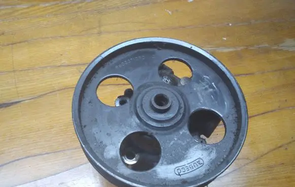Peugeot 406 Power steering pump 9608871080