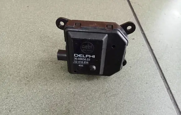 Opel Astra H Air flap motor/actuator 309365603 52418856