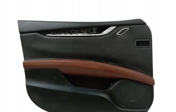 Maserati Ghibli Front door card panel trim