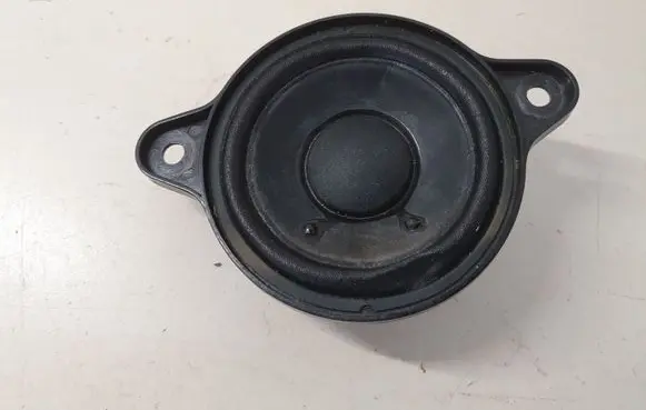 Mercedes-Benz E W211 Panel speaker A2118203002