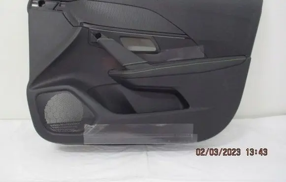 Peugeot 208 I Front door card panel trim 98301551AK