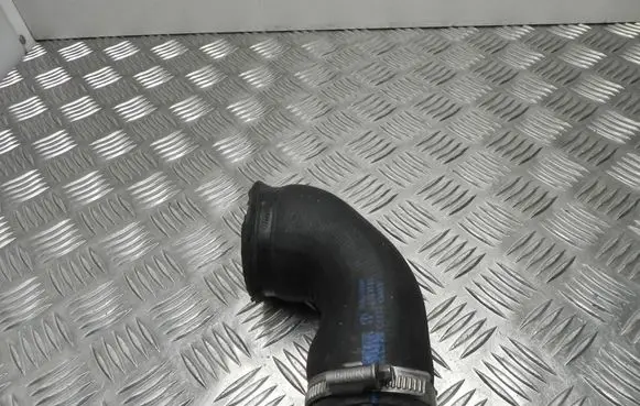 Volkswagen Scirocco Air intake hose/pipe 1K0145838L VD4110