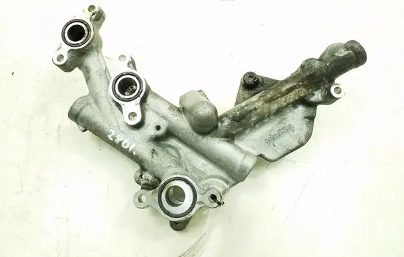 Toyota Verso Oil filter mounting bracket 1578126030
