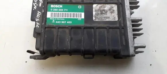 Volkswagen PASSAT B3 Engine control unit/module 443907403 0280000711