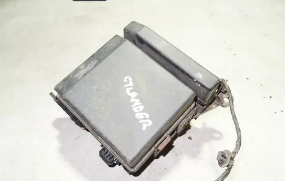 Mitsubishi Outlander Fuse box set 508240440