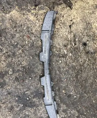 Nissan Qashqai+2 Front bumper foam support bar 
