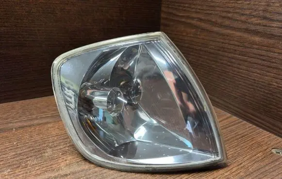 Volkswagen Polo III 6N 6N2 6NF Front indicator light 6N0953042N 6N0953050L