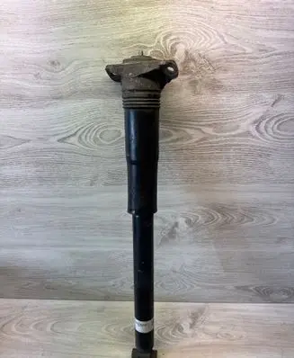 Skoda Superb B8 (3V) Rear shock absorber/damper 5Q0513425J