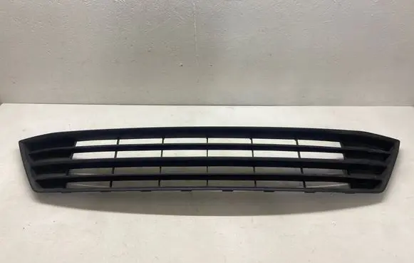Volkswagen Caddy Front bumper lower grill 2K5853677