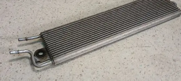 Volkswagen PASSAT B6 Fuel cooler (radiator) 