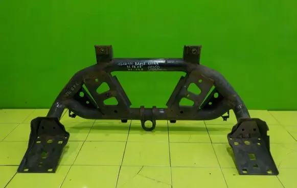 Land Rover Range Rover L322 Front bumper support beam 