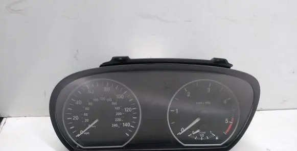 BMW 1 E82 E88 Speedometer (instrument cluster) 2154619 150502511 9242333