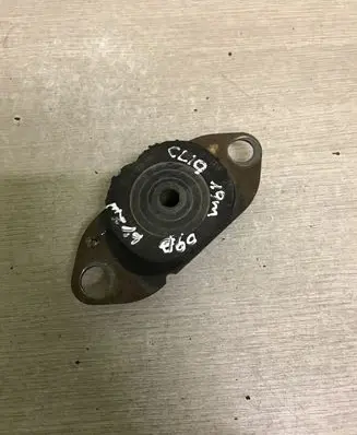 Renault Clio IV Gearbox mount 112205217R