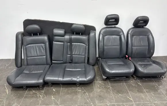 Toyota Avensis T220 Seat set 