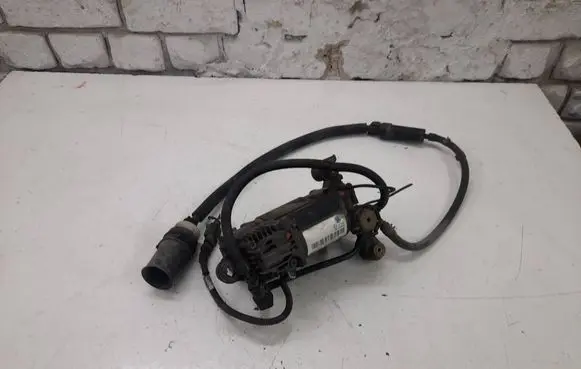 Audi A8 S8 D3 4E Air suspension compressor/pump 4154033030