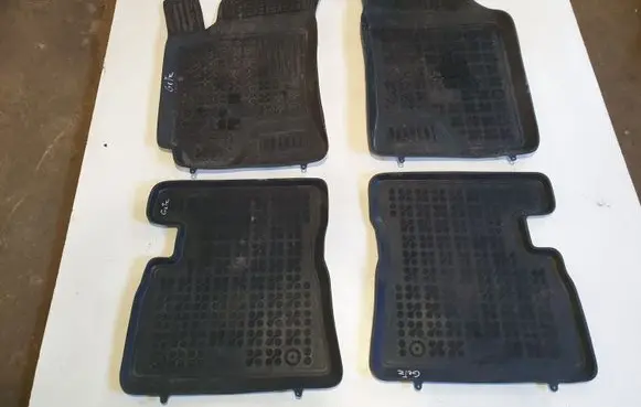 Hyundai Getz Car floor mat set 