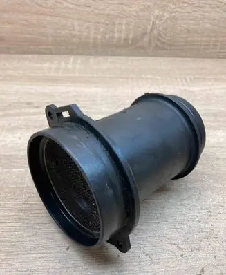 Volkswagen Touareg I Mass air flow meter 72218438 1J0973705