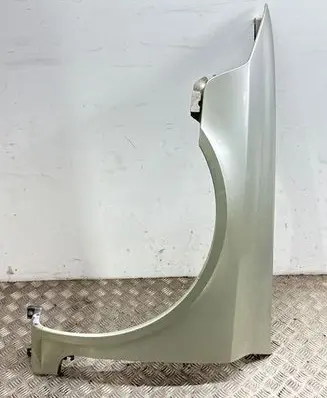 Renault Laguna II Fender 8200295803