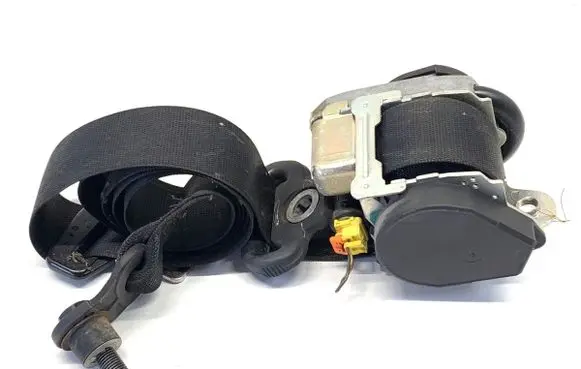 Mercedes-Benz A W169 Front seatbelt 