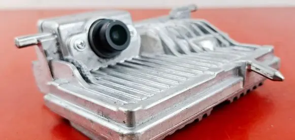 Windshield/windscreen camera