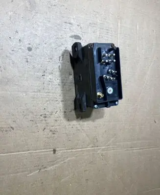 Mercedes-Benz Sprinter W901 W902 W903 W904 Glow plug pre-heat relay 0075459832