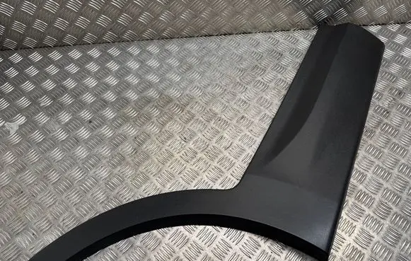 Hyundai Santa Fe Rear door trim (molding) 877322W000