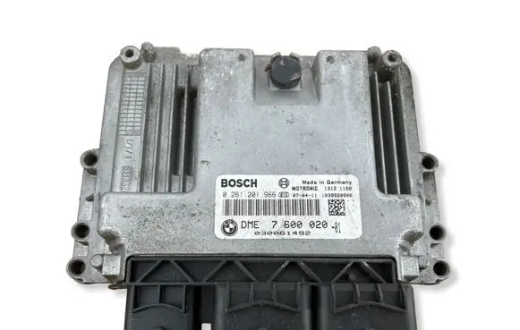 Mini One - Cooper Coupe R56 Engine control unit/module 0261201966 760002001 030061492
