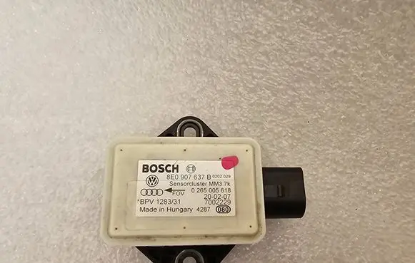 Audi A4 S4 B7 8E 8H ESP acceleration yaw rate sensor 8E0907637B 7002229 0265005618