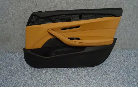 BMW 5 G30 G31 Front door card panel trim