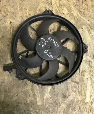Citroen C8 Radiator cooling fan shroud