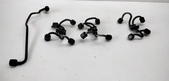 BMW X5 E53 Fuel injector supply line/pipe 