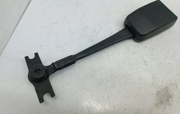 Ford Fiesta Front seatbelt buckle 2S6AA61208DA 182900D
