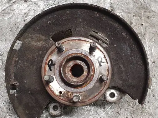 Opel Astra J Front wheel hub 13502828