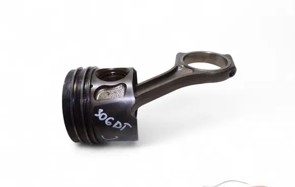 Jaguar XF X250 Piston with connecting rod H268X