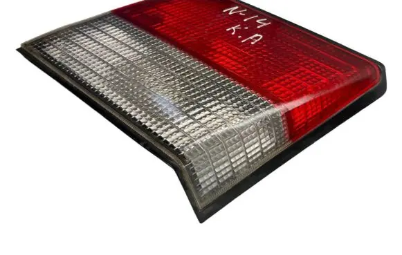 Nissan Primera Tailgate rear/tail lights 23180204