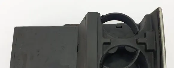 Volvo XC90 Cup holder back 8674938