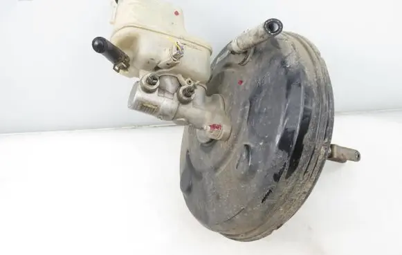 Toyota RAV 4 (XA30) Brake booster 13101015570