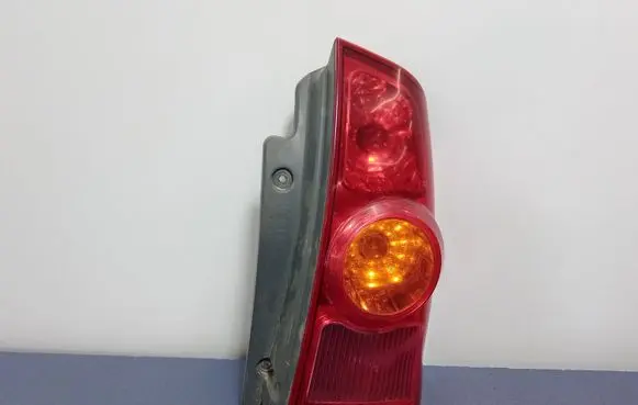 Mitsubishi Space Star Rear/tail lights