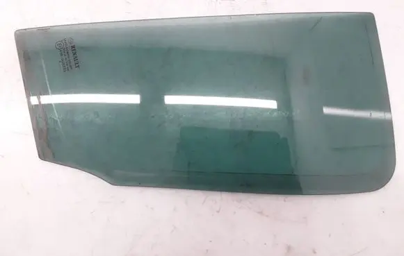 Renault Clio III Rear vent window glass DOT39AS3M435 E243R005223