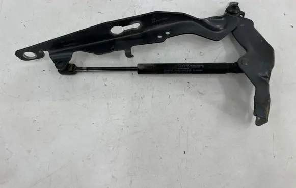 Volvo V70 Engine bonnet/hood hinges