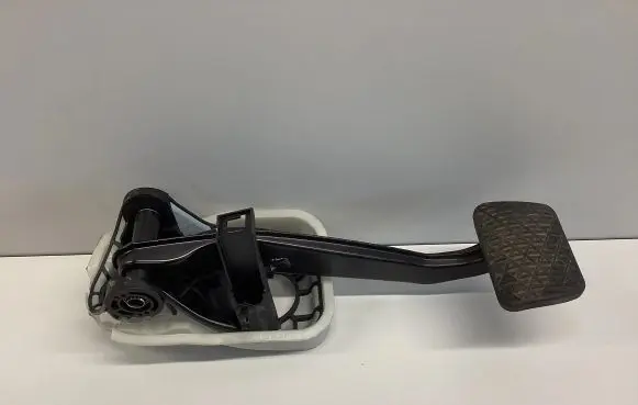 Mercedes-Benz S W222 Brake pedal A2222900601 A1232910082